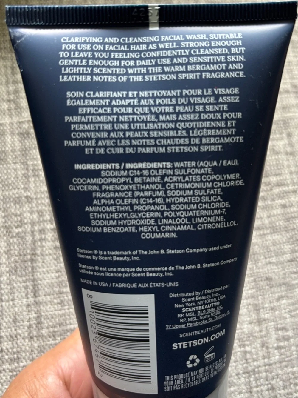Stetson Spirit Face & Beard Wash - Navy Blue and White. Obviously New.
